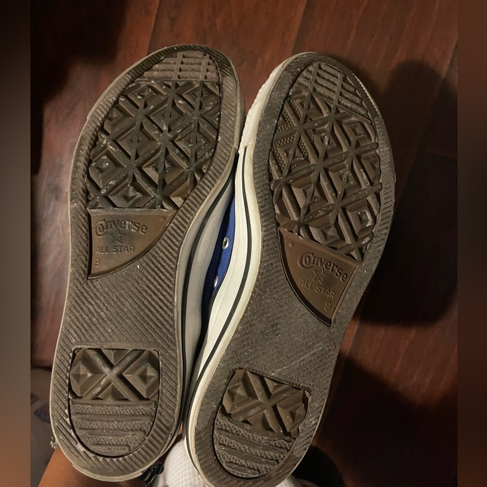 Converse - Picture 3 of 3